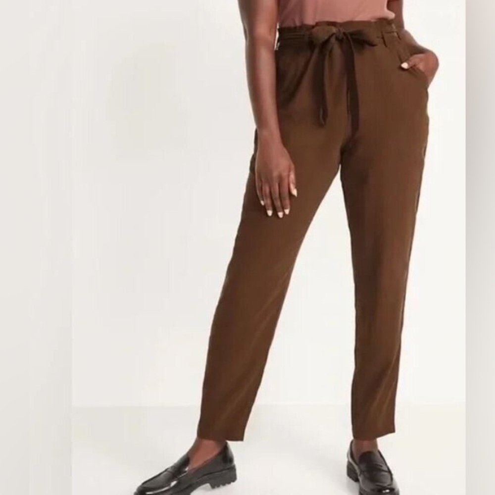 Old Navy High Rise Paperbag Waist Pant